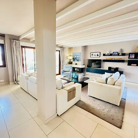 Luxury Seaside Trainas - Inspiracion A Pie Del Mediterraneo Caleta De Velez